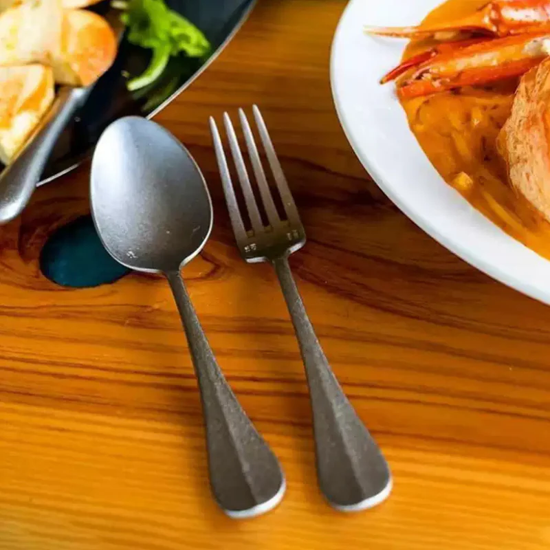 Aoyoshi Stainless Steel Baguette Classic Flatware Gift Set - Image 4