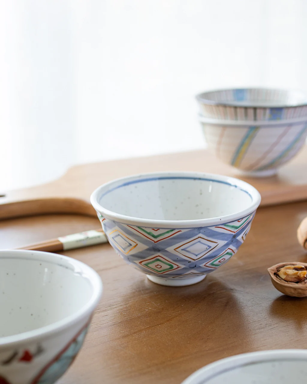 Arita Ware Hand-Painted Floral Rice Bowl – Housewarming Gift - Image 4