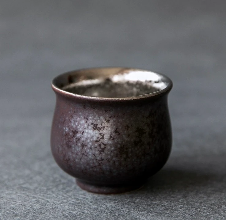 Arita-Yaki Handcrafted Vintage Gold and Silver Glaze Sake Cup Set - Image 10
