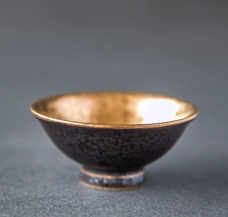 Arita-Yaki Handcrafted Vintage Gold and Silver Glaze Sake Cup Set - Image 7