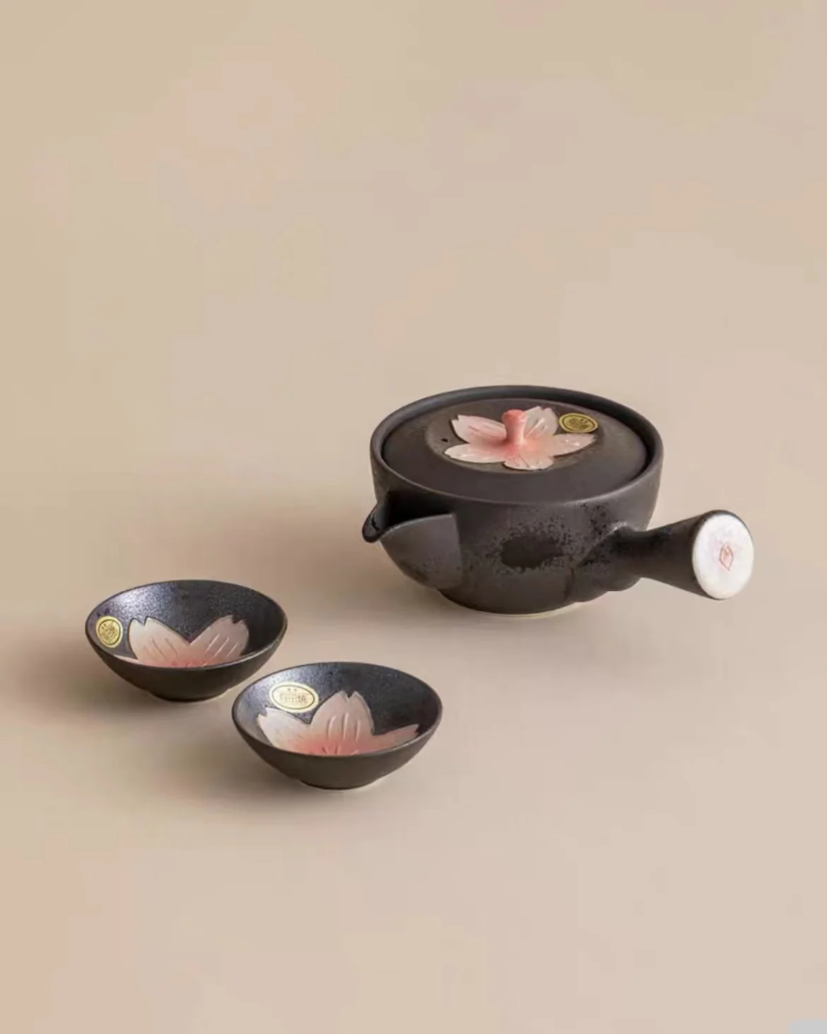 Arita-Yaki Kiln-Transformed Sakura Teapot Set - Image 13