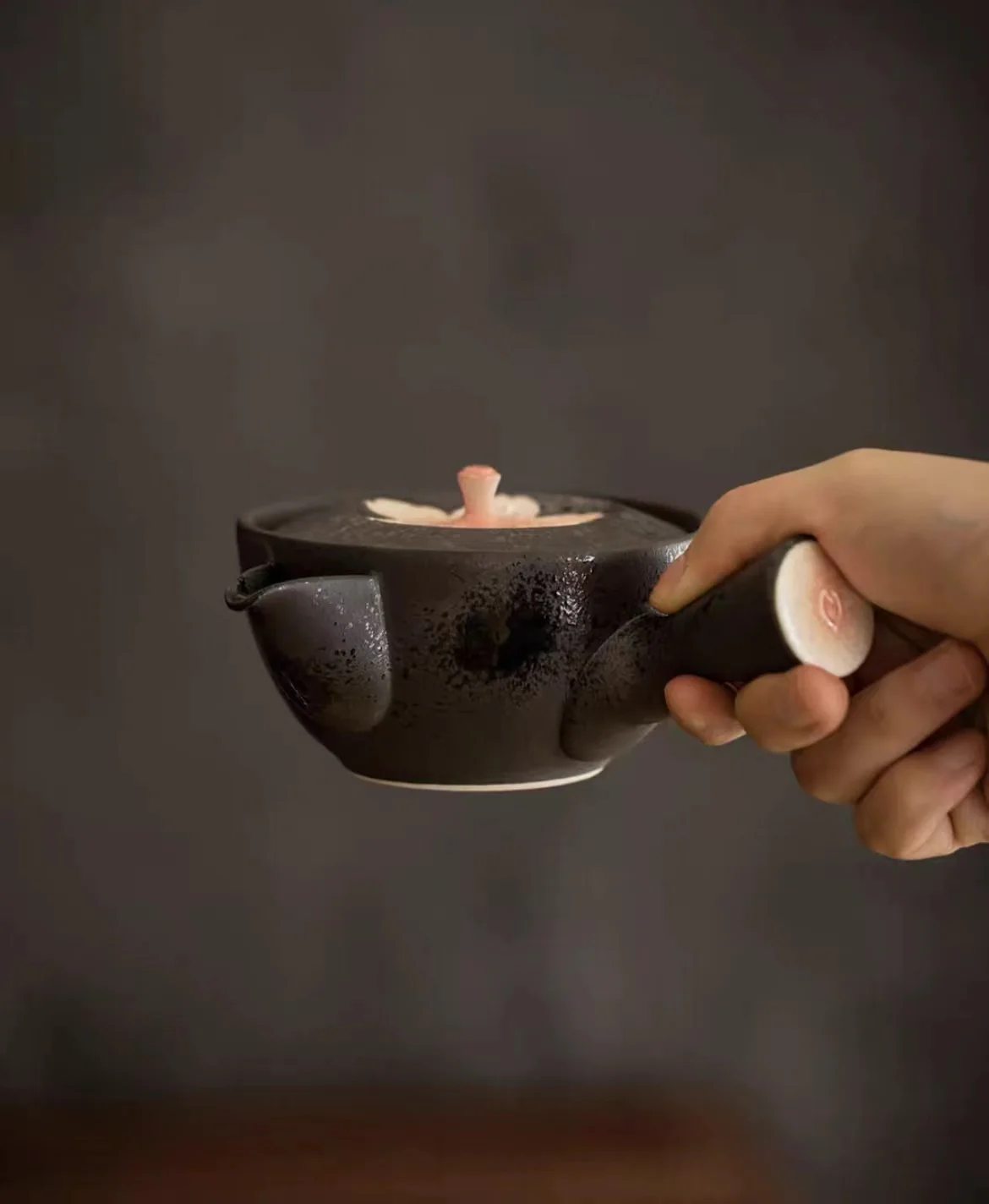 Arita-Yaki Kiln-Transformed Sakura Teapot Set - Image 6