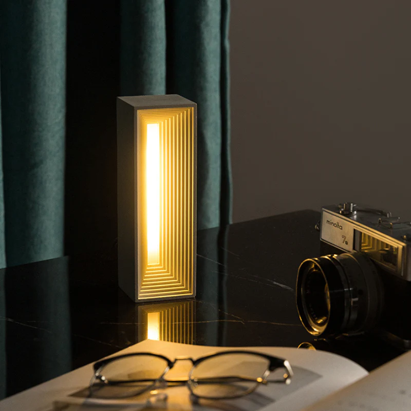 Deisoukoku Stairway of Light Concrete Table Lamp