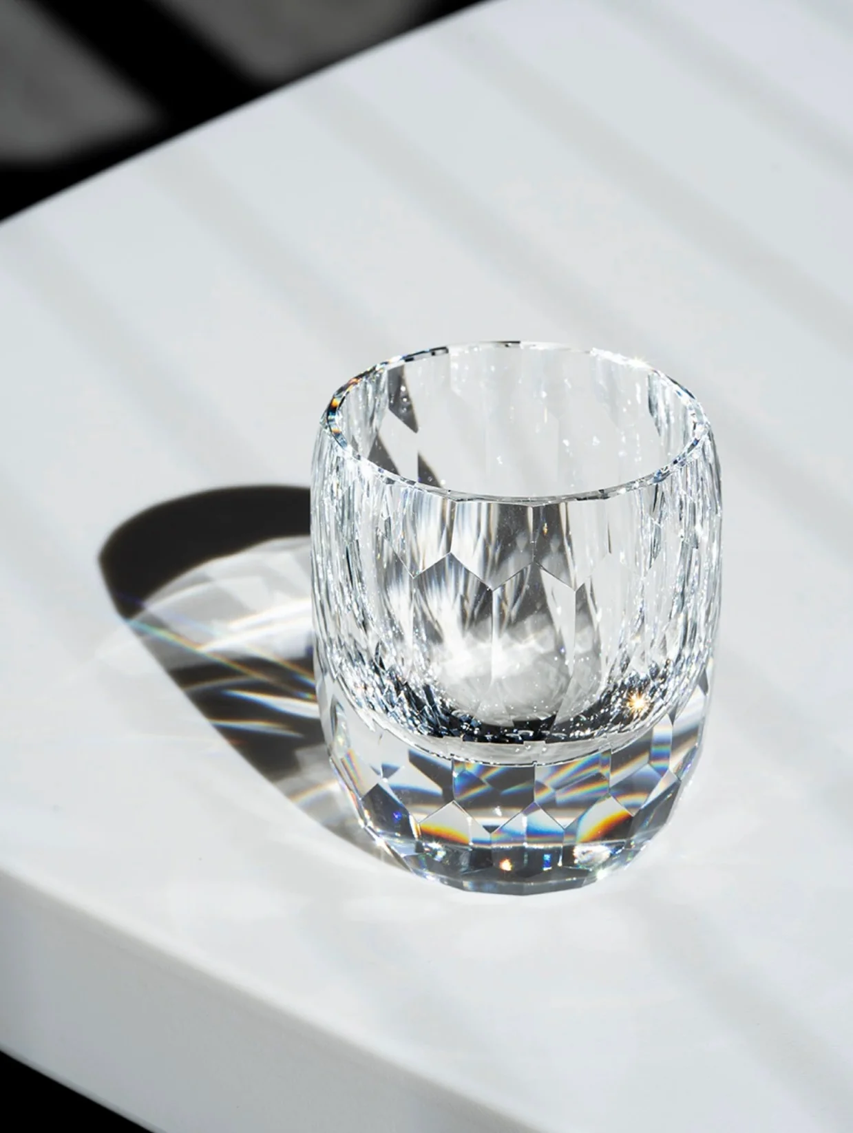 Edo Kiriko Hand-Carved Diamond Whiskey Glass - Image 4