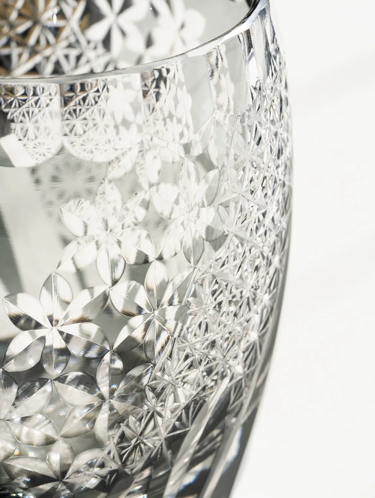 Edo Kiriko Hand-Carved Frost Flower Whiskey Glass - Image 4