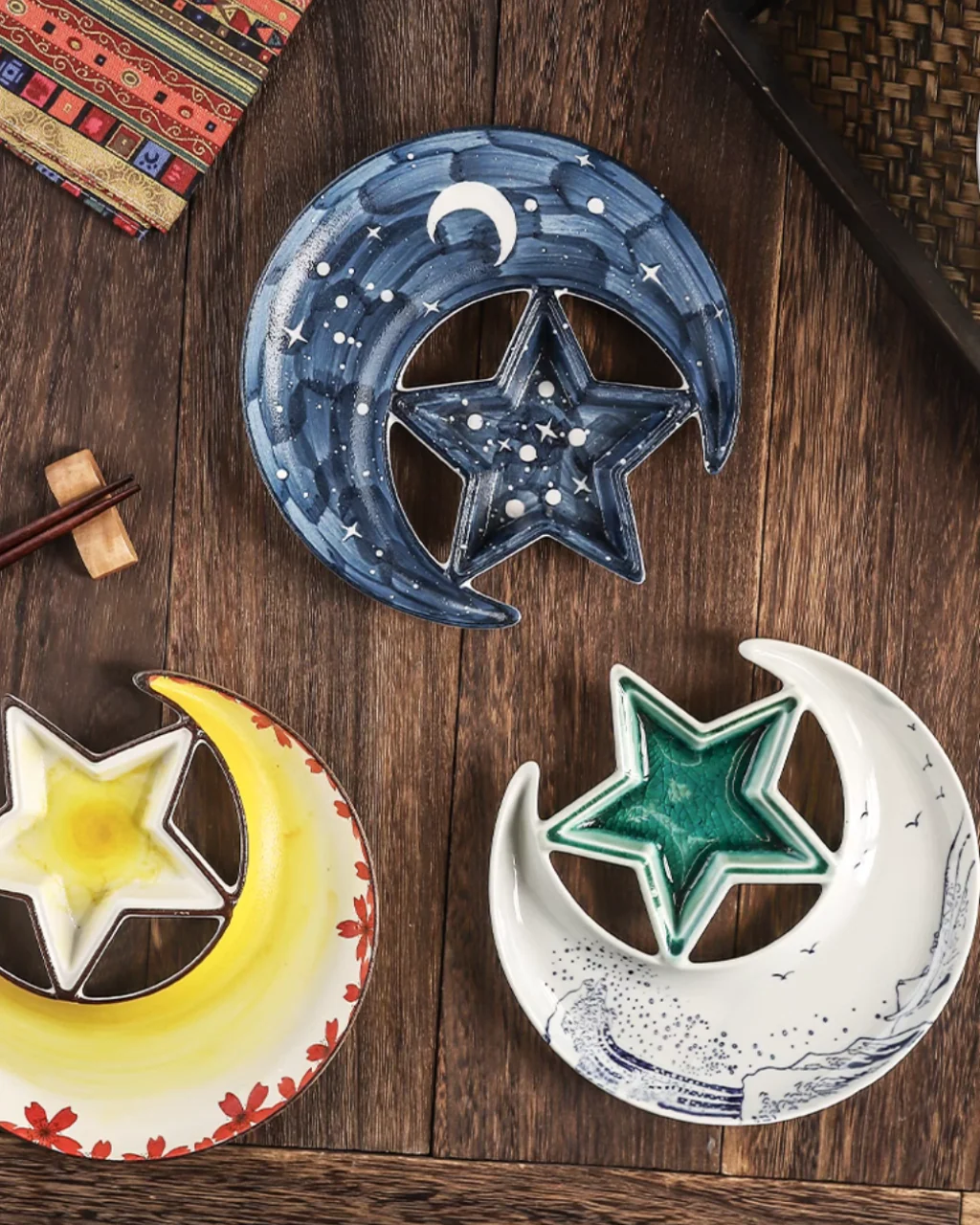 Fukutora Ware Star & Moon Plate - Image 4