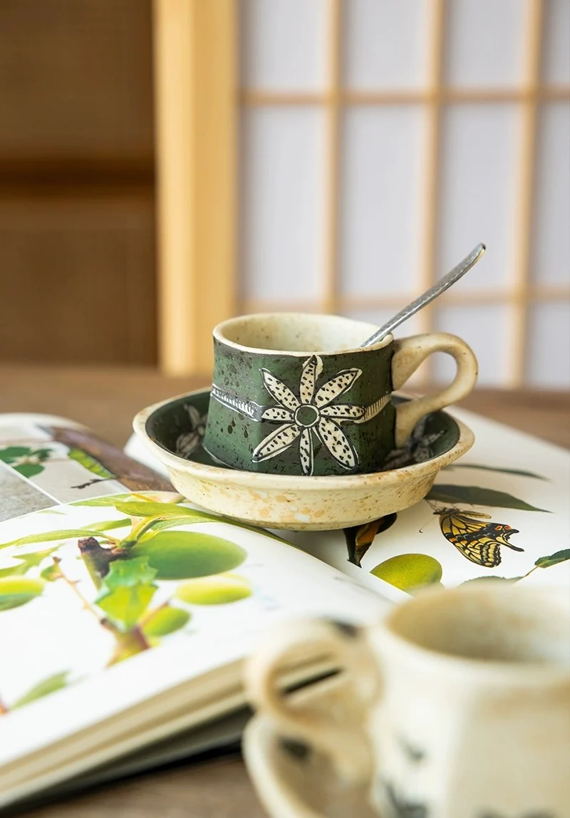Hasami-Yaki Ceramic Hand-Painted Floral and Leaf Pattern Coffee Cup - Image 4