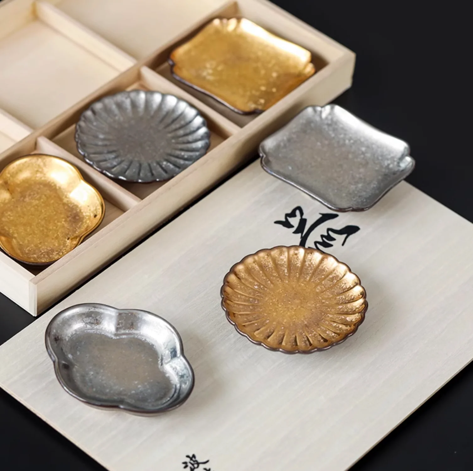 Hasami Ware Toyotsu Handcrafted Gold and Silver Decorated Dessert Plate Gift Set - Image 3