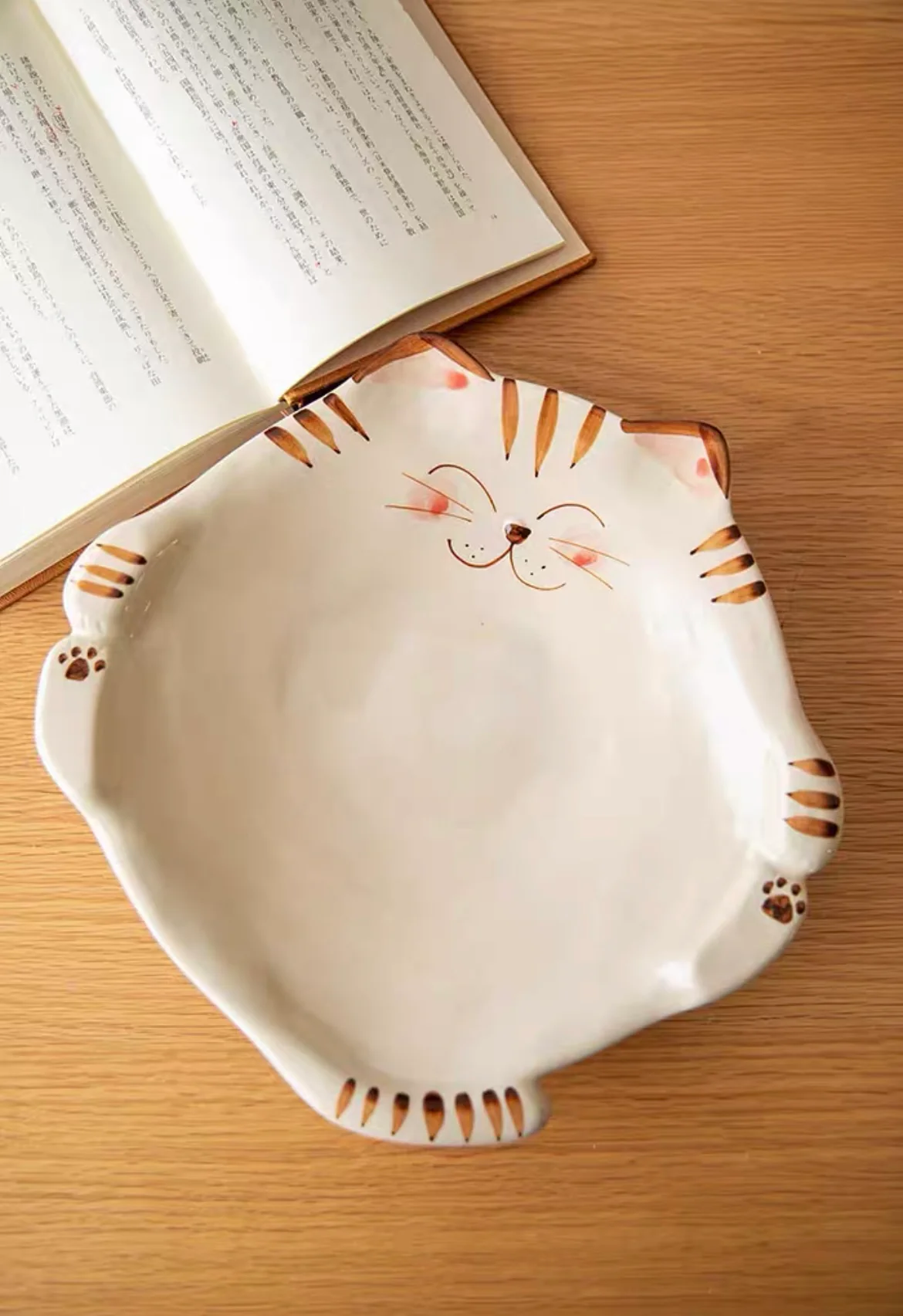 Hasami-Yaki Kikuyoshi Kiln Hand-Painted Lucky Cat Rustic Ceramic Plate - Image 6