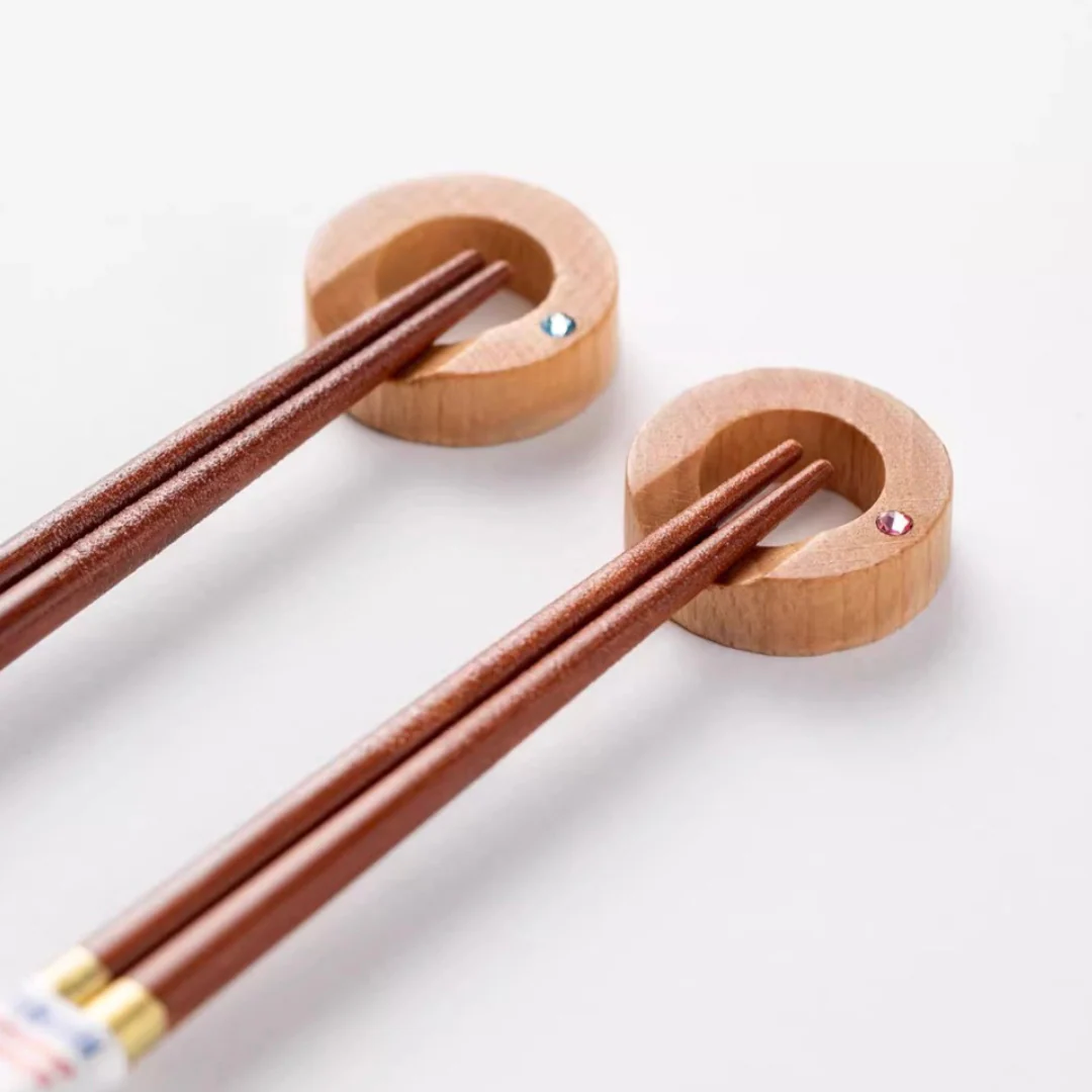Ishida Couple's Eternal Knot Chopstick Wedding Gift Set - Image 6