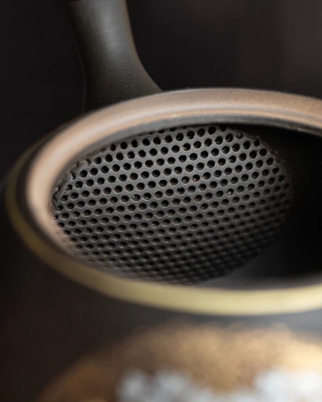 Kutani Ware Golden Sakura Teapot - Image 8
