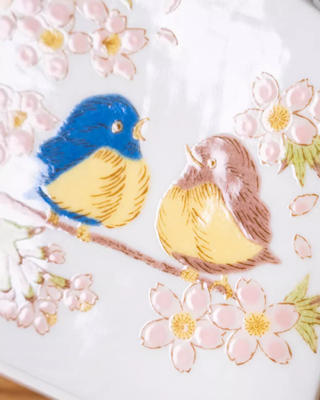 Kutani Ware Sakura & Sparrow Vase - Image 3