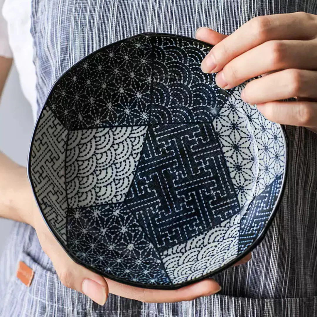 Mino Ware Classic Dyed Octagonal Plate Set - Image 2