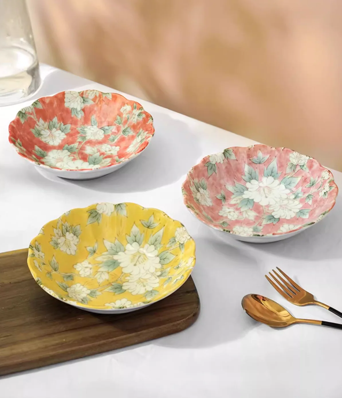 Mino Ware Hibiscus Flower Series Plate Gift Set - Image 9