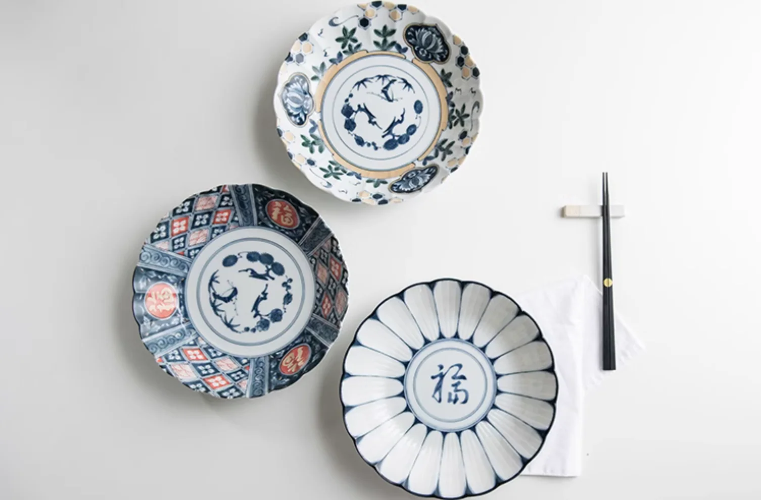 Mino Ware Underglaze 'Fu' Character Ceramic Plate Gift Set - Image 5