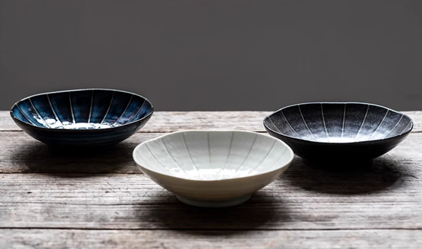 Mino Ware Underglaze Tokusa Plate - Image 9