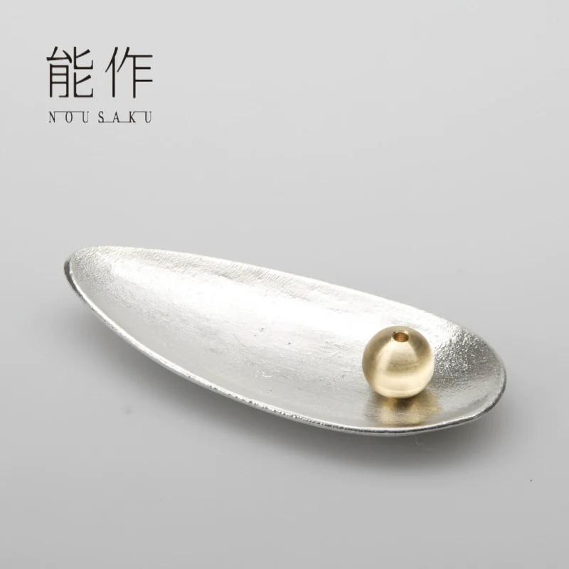 Nousaku Bamboo Leaf-Shaped Tin Incense Holder - Image 8