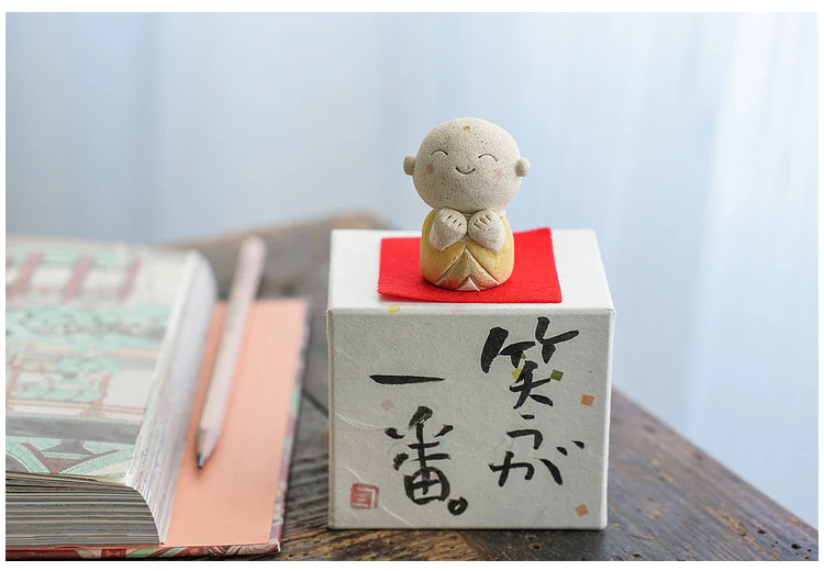 Seto Ware Handcrafted Jizo Bodhisattva – Zen-Inspired Desk Decoration - Image 4