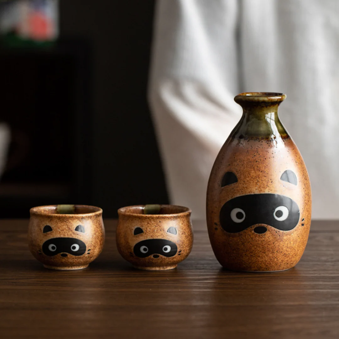 Shigaraki Ware Tanuki Sake Set - Image 11