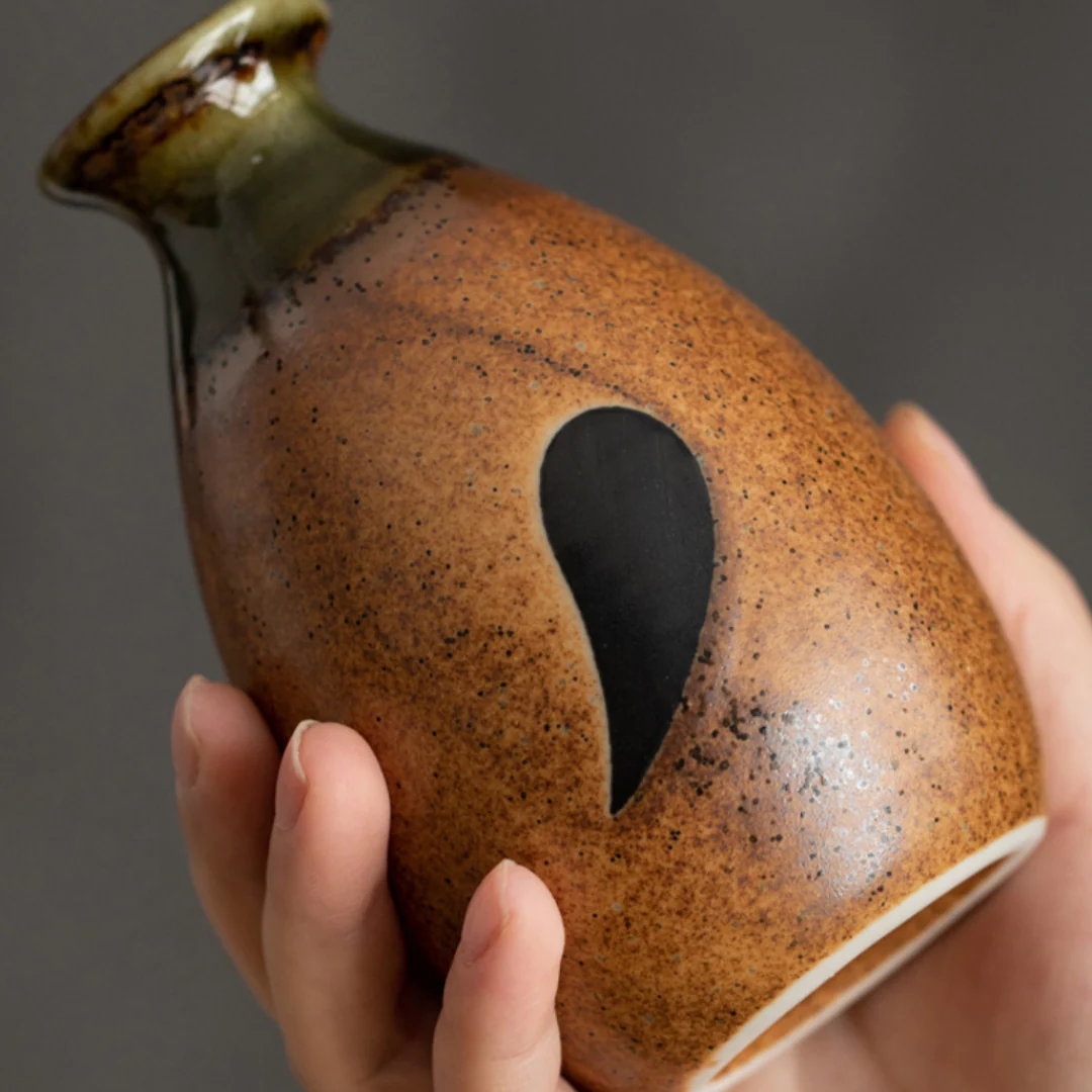 Shigaraki Ware Tanuki Sake Set - Image 4