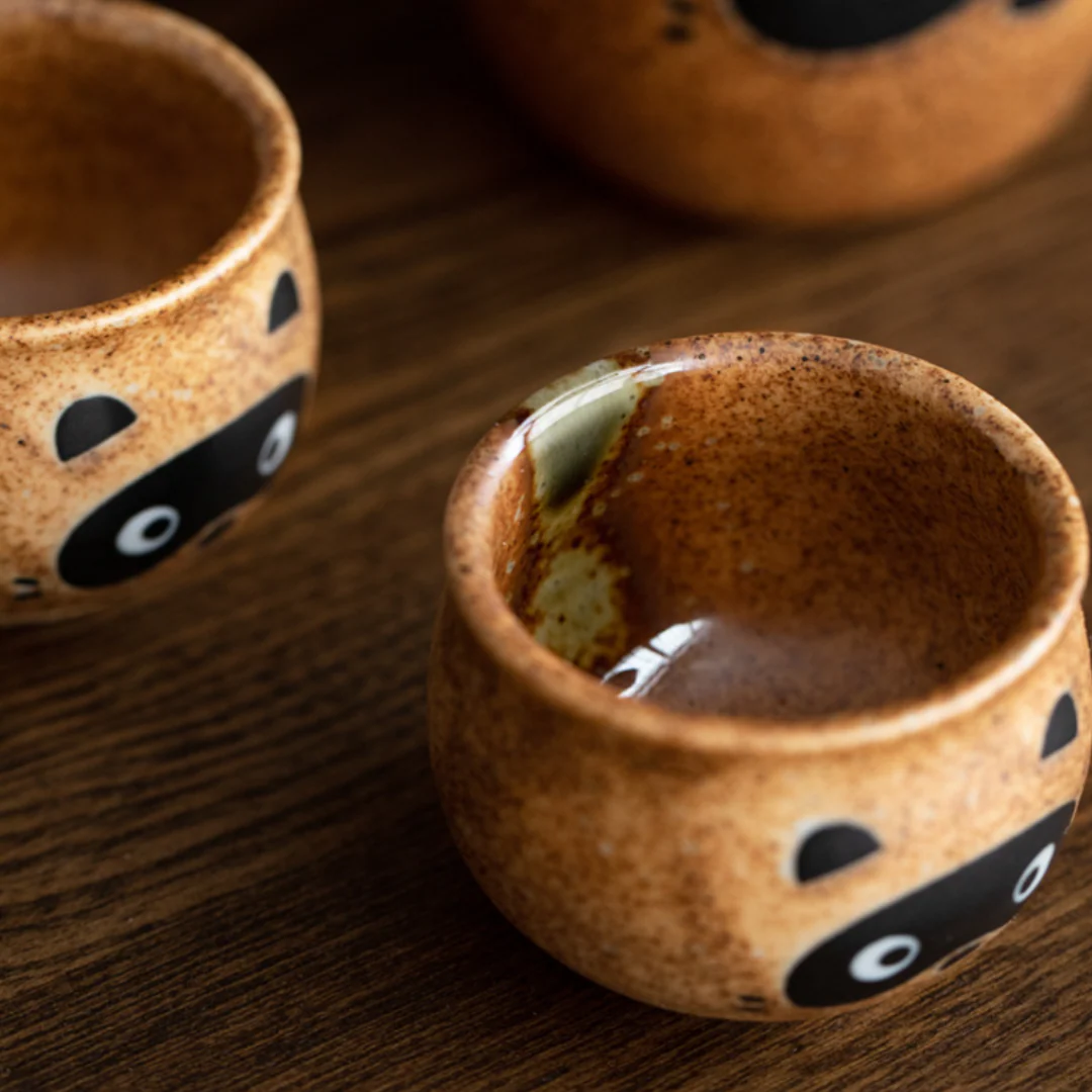 Shigaraki Ware Tanuki Sake Set - Image 6