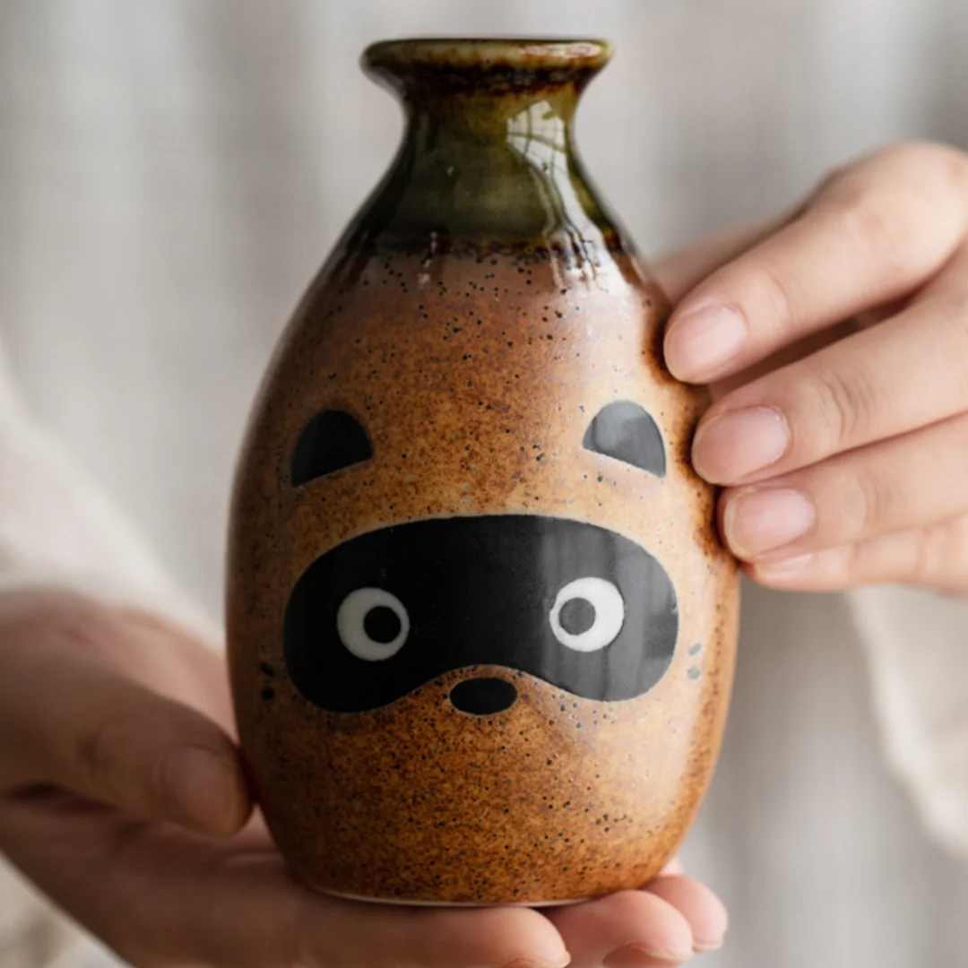 Shigaraki Ware Tanuki Sake Set - Image 8
