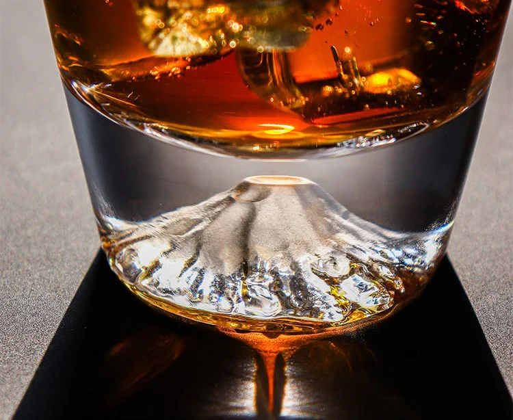 Tajima Glass Mount Fuji Whiskey Glass - Image 3