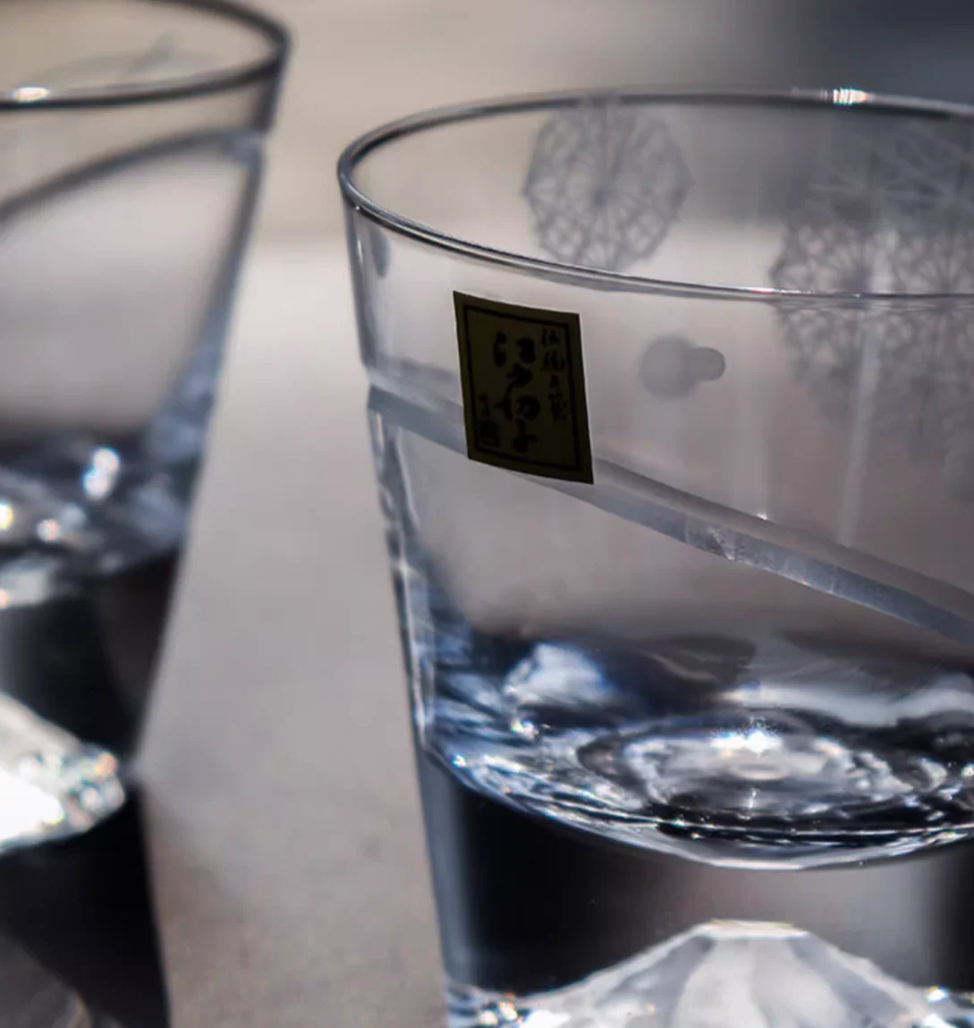 Tajima Glass Mount Fuji Whiskey Glass - Image 7