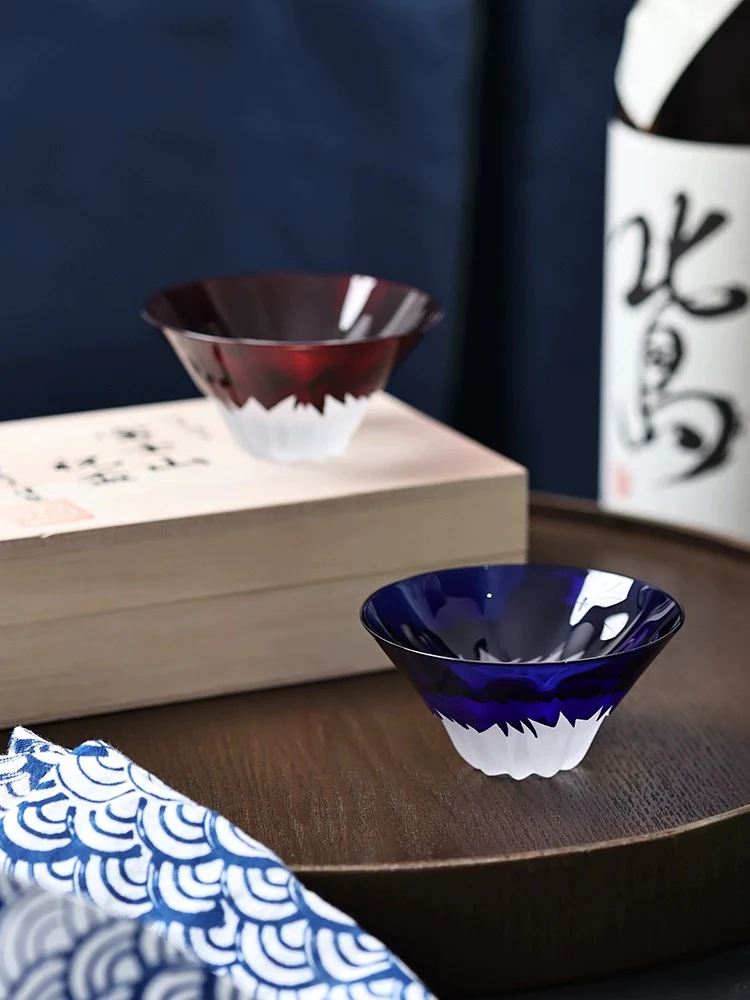 Tajima Mount Fuji Sake Cup Set - Image 10