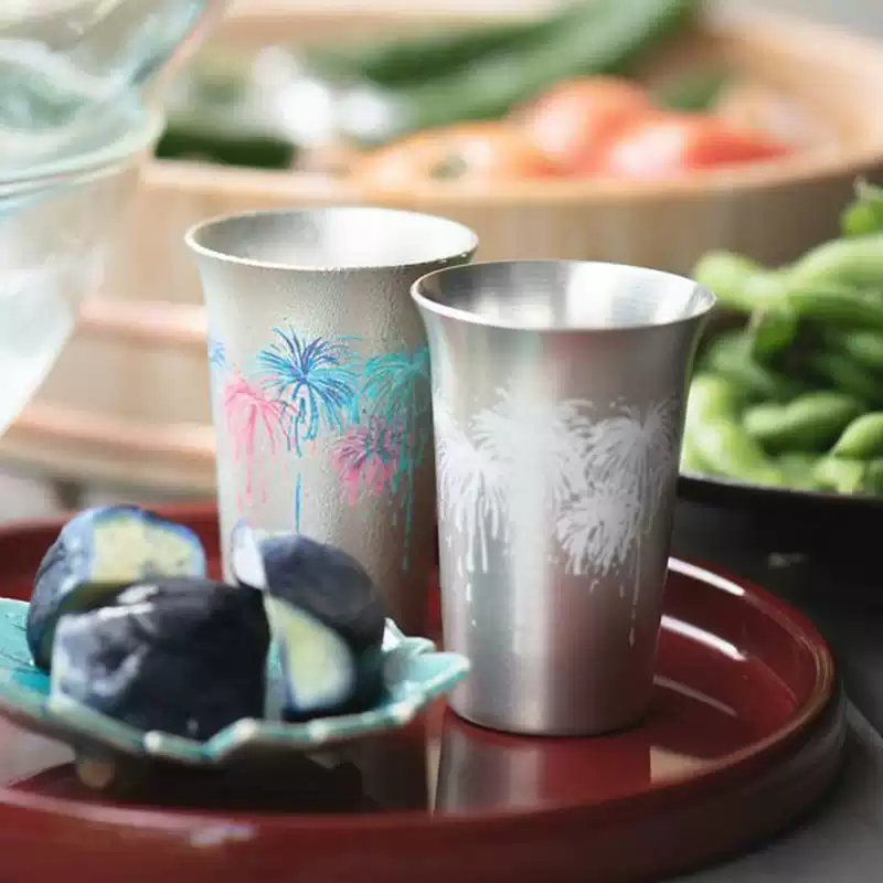 Three Snow Temperature-Sensitive Color-Changing Tin-Copper Beer Mug - Image 3