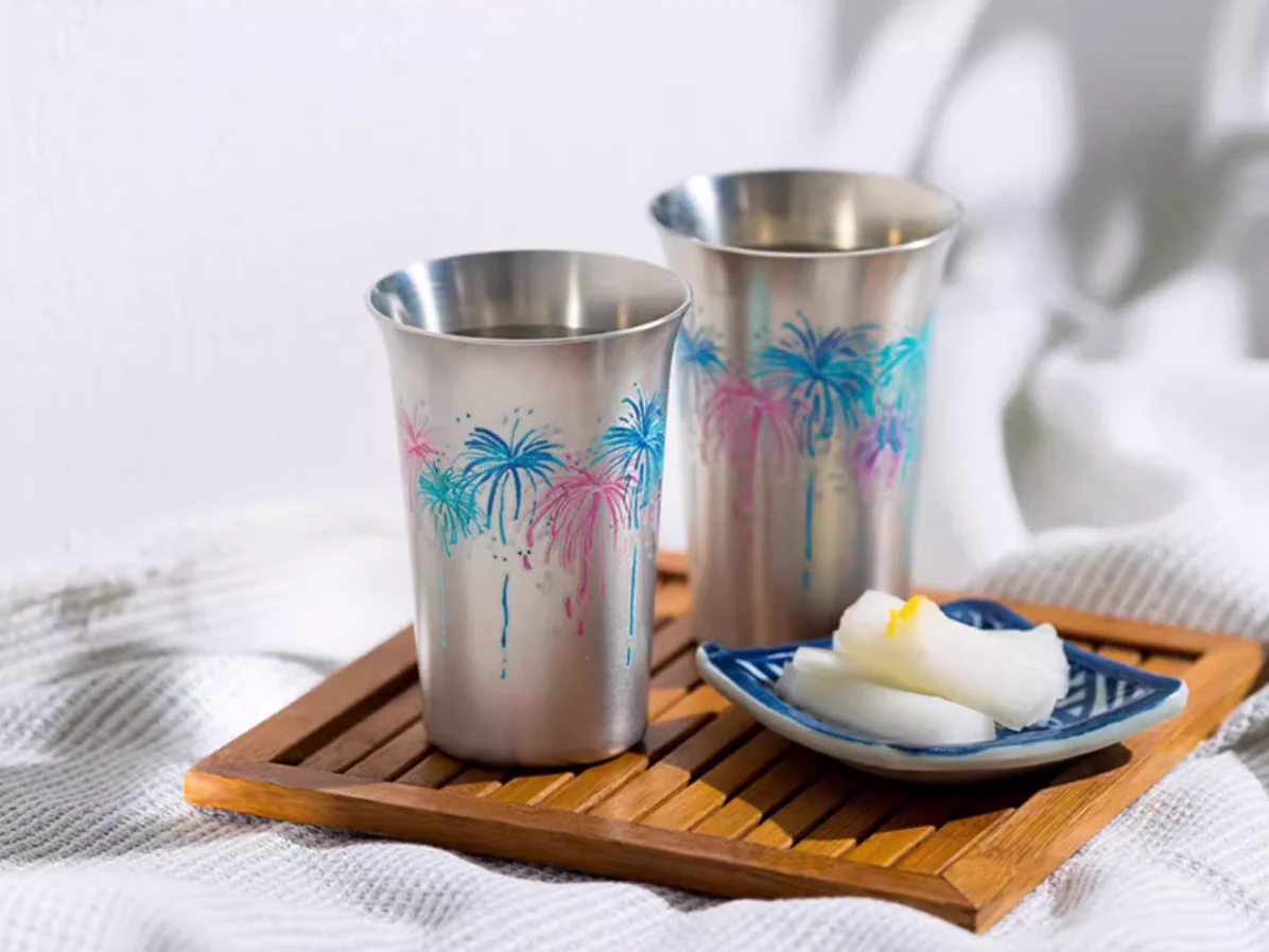 Three Snow Temperature-Sensitive Color-Changing Tin-Copper Beer Mug - Image 7